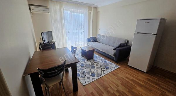 Cerrahi Hastane Yakını 1+1 Sıfır Eşyalı Apart