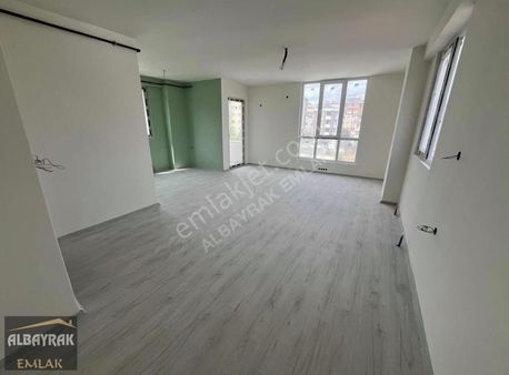 Albayraktan Kullanışlı-metro 5 Dk-arakat 3+1 Daire