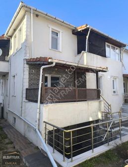 Albayrak Emlaktan 3+2 Denize 100mt Muhteşem Villa