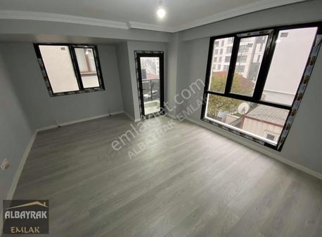 Albayrak'tan Ara Kat Balkonlu Sıfır Ayarında Kullanışlı Daire