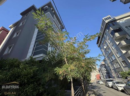 Albayrak Emlaktan Ara Kat Katta Tek İfm Yakın Daire