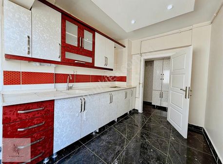 Kuzey Emlak'tan Atatürk'te 3+1 Arakat Full Yapı Merkezi Konum