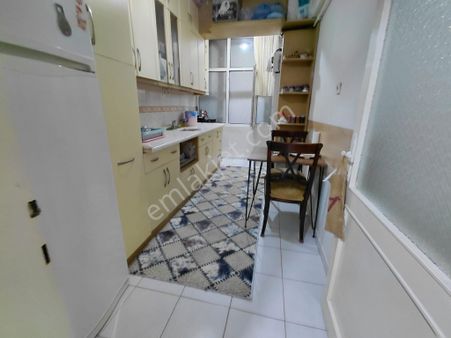 Zümrütevler'in Ana Caddesinde - Yatırımlık Fırsat 2+1 Satılık Daire