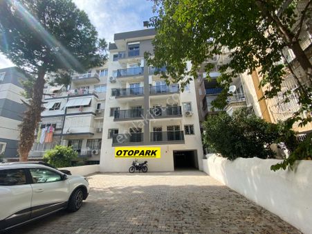 Karşıyakada Otoparklı Satılık Sıfır 2+1 Daire