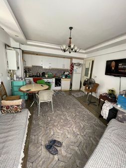 Pelitlibag Mahallesinde Satılık Eşyalı Sui