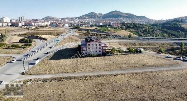 Uzunburunda 300 Metre Çok Katlıda İmarlı Arsa