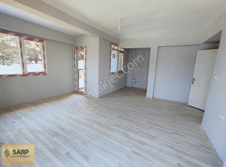 Kemalöz Mahallsinde İskanı Alınmış Sıfır 1.kat Yüksek Giriş 2+0