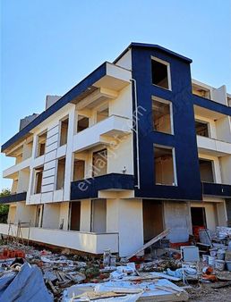 Tüysüzler Mahallesi'nde 1+1 Çatı Dubleks Eğimsiz Geniş