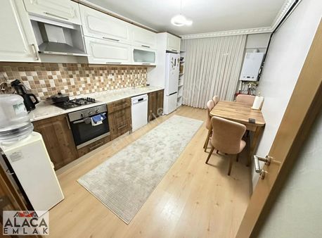 Battalgazi Mahallesin'de Full+full Yapılı 6+2 Çift Girişli Daire