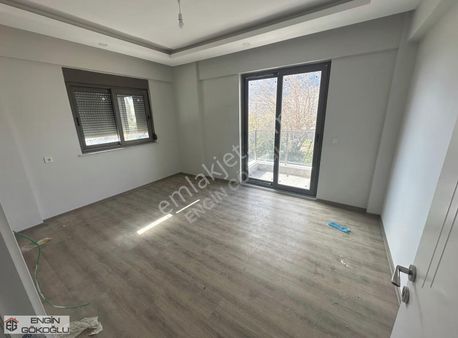 Engin Gökoğlu 'dan Kum Mah. Satılık Lüx Geniş 2+1