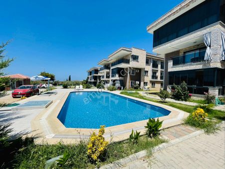 Davutlar Merkezde Havuzlu Sitede Geniş 2+1 Daire