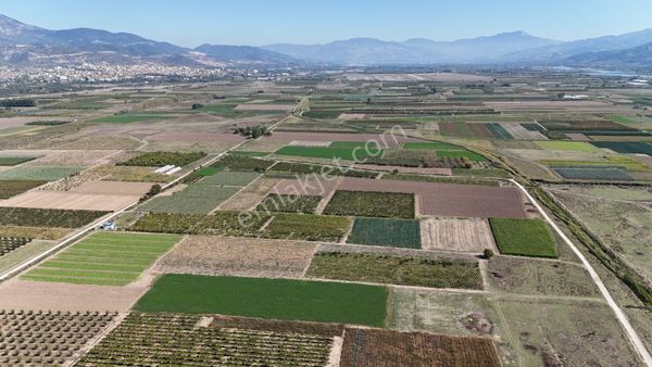 Remax-hür Müge Ergün Aydaştan Satılık Tarla