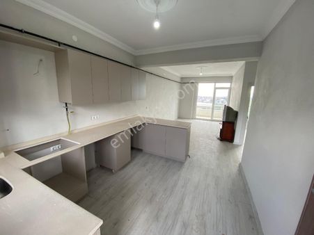 Sakarya Serdivan Kemalpaşada Üniversite Yakını Satılık 2+1 Daire