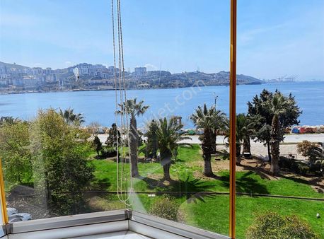 Sahile Cephe Süper Deniz Manzaralı 3+1 Daire