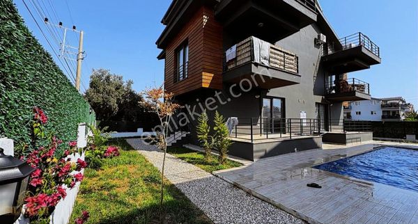 Sıla Acar'dan Karagedik'te Havuzlu Satılık 2+1 Daire