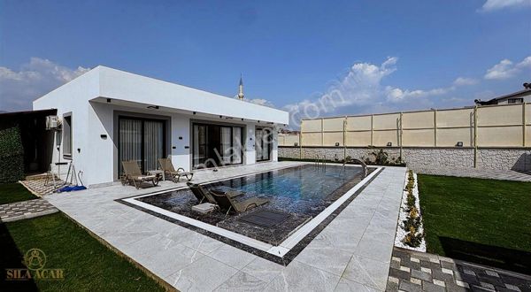 Sıla Acar'dan Esenköy'de Kiralık Eşyalı Havuzlu 2+1 Villa