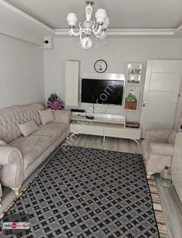 Satılık Cadde Üzeri Ara Kat Ebevyn Banyolu 2+1 Daire