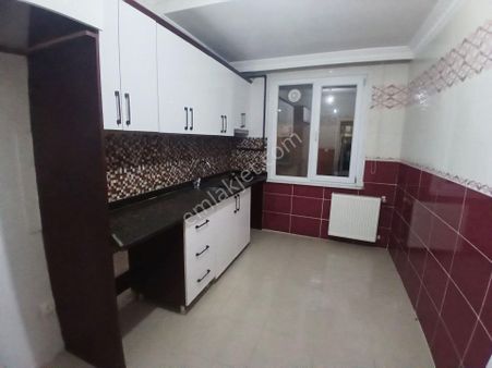 Kaçmaz Fiyata Metrobüse Yürüme Mesafesin De 3+1 Satılık Daire