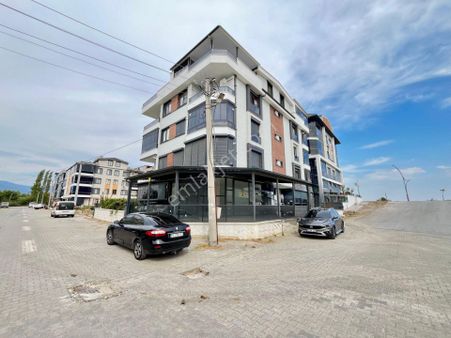 Akçay Sezgin Emlaktan Asansörlü Doğalgazlı Lüx Satılık 1+1 Daire