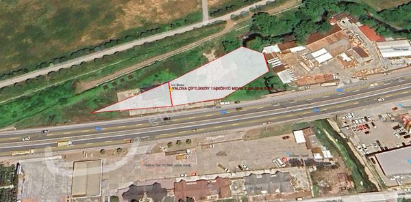 Yalova İli Çiftlikköy İlçesi Taşpöprü' De