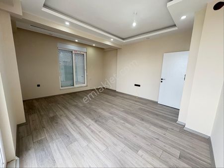 Varsak Esentepe Mah Sıfır Katta Asansörlü 2+1