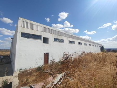 Tekirdağ Malkara Camiatik Mahallesinde Kiralık Fabrika.