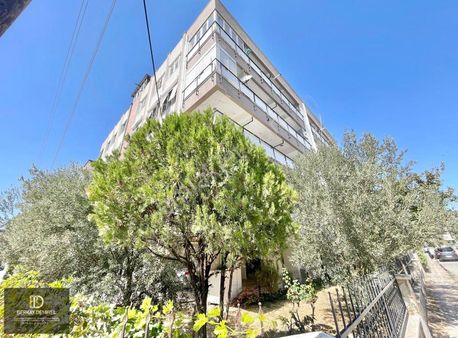 Berkay Demirel'den İkizçayda Site İçerisinde Ferah 2+1 Daire