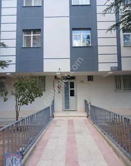 Atakent Mahallesi Banka Blokları Karşısı Çift Balkonlu 3+1