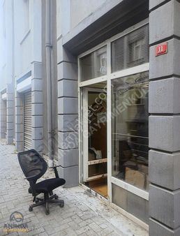 Giyim Sanatkarları Satılık Düz Giriş 55 M2 İşyeri