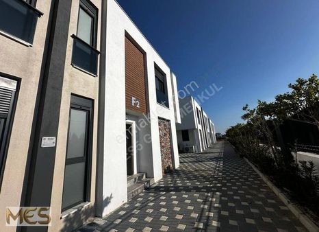 Döşemealtı Odabaşı'nda Satılık Villa