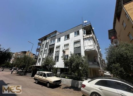 Acıl Satılık 2+1 Ayrı Mukfaklı Katta Daıre