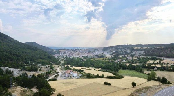 Göynük İlçe Merkezinde 4205 M2 Satılık Arsa