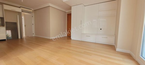 Suadiye Salihde Net 65m2 2+1 2017yapımı Kombili