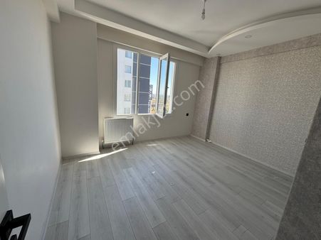 Mountaın Gayrimenkul'den Yeni Cezaevi Karşısı Muhteşem 2+1 Fırsat Daire