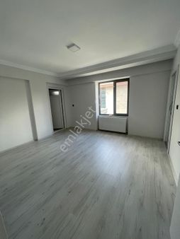 Gordion Emlak'tan Şehitlik Mahallesi 3+1 Köşebaşı Ebeveyn Banyolu