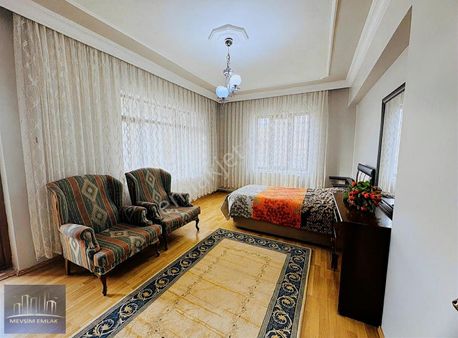 İkizler Civarında Site İçerisinde Satılık Lüks 4+1 Daire