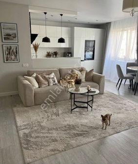 Yatırım'dan Küçükyalı Sahilde Minibüse Komşu Katta Keyifli 1+1