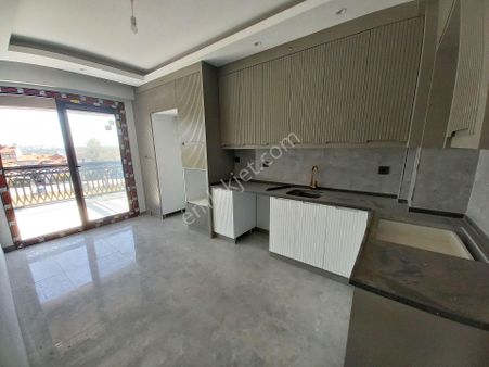 Kz Grup'tan Fatih'de Sıfır Lüks Arakat 2+1 120m2 Yüksek Kredili Satılık Daire