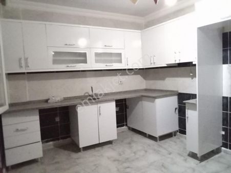 World İlkevim'den Şehrin En Yoğun Noktasında Kiralık 3+1 Daire