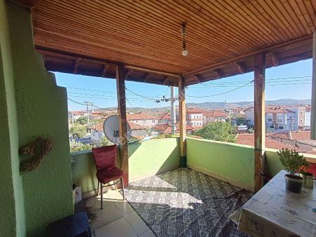 Manisa Salihli Çalışkan Emlaktan Satılık Kula Merkezde 3+1 Daire