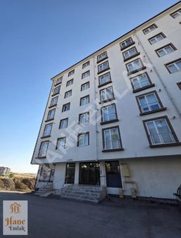 Hane Emlak'tan Üniversite Yolunda Eşyalı Kiralık 1+1 Daire