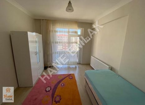 Hane Emlak'tan Üniversite Yolunda 1+1 Eşyalı Kiralık Daire