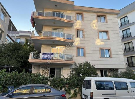 Menemenin En İyi Lokasyonun Da Satılık 3+1 Daire