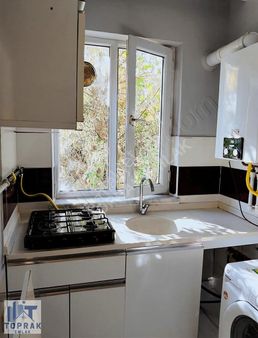 Toprak Emlaktan Şirintepe Mah.de Anadolu Üni Yakını Kiralık 1+1