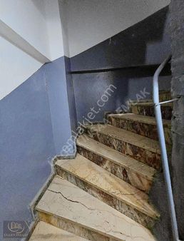 Ülgen İnş Esentepe Mah Satılık 2+1 Bahçe Katı