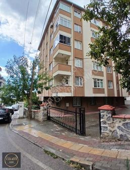 Gebze Tatlıkuyu Çınar Evlerinde 3+1 Satıılık Daire