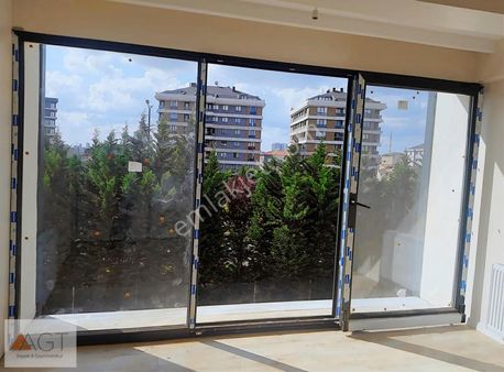 Agt'den Cumhuriyet Mah. Yeni Bina Ara Kat 2+1 80m2 Kiralık Daire