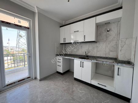 Sütçüler Habibler'de 3.katta Asansörlü Ayrı Mutfaklı 2+1 Satılık Sıfır Bina!!!