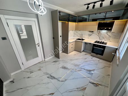 Akçay Aras Emlaktan Altınkumda Masrafsız 2+1 Ara Kat