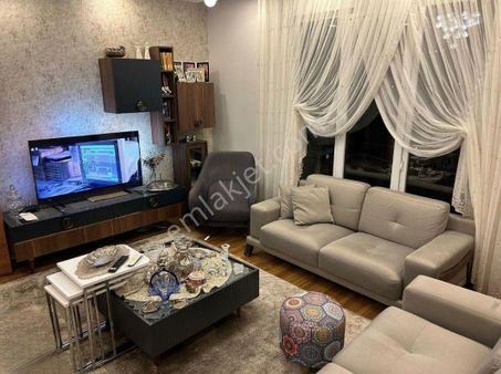 Erenköy De Yeni Bina Da Geniş M2 2+1 Satılık Daire İskan Alınmıştır